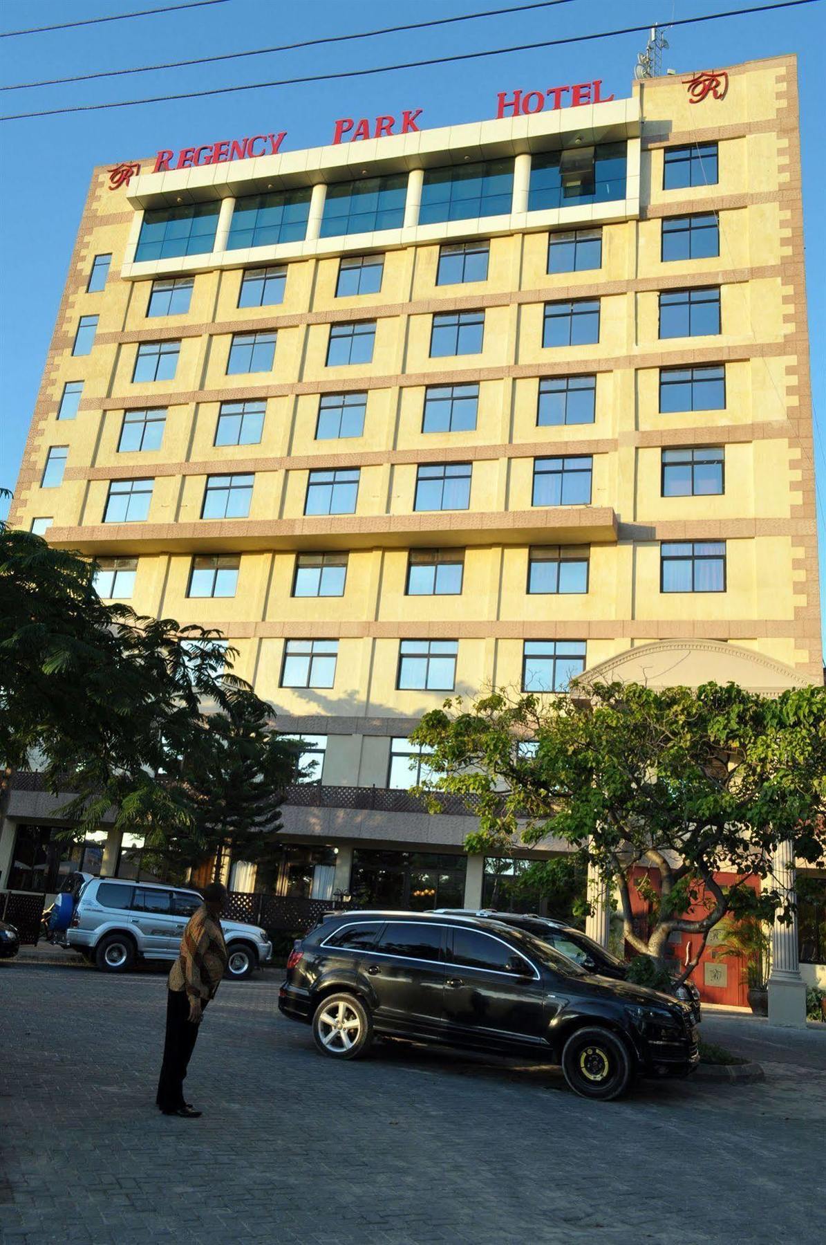 Regency Park Hotel Dar es Salaam Ngoại thất bức ảnh