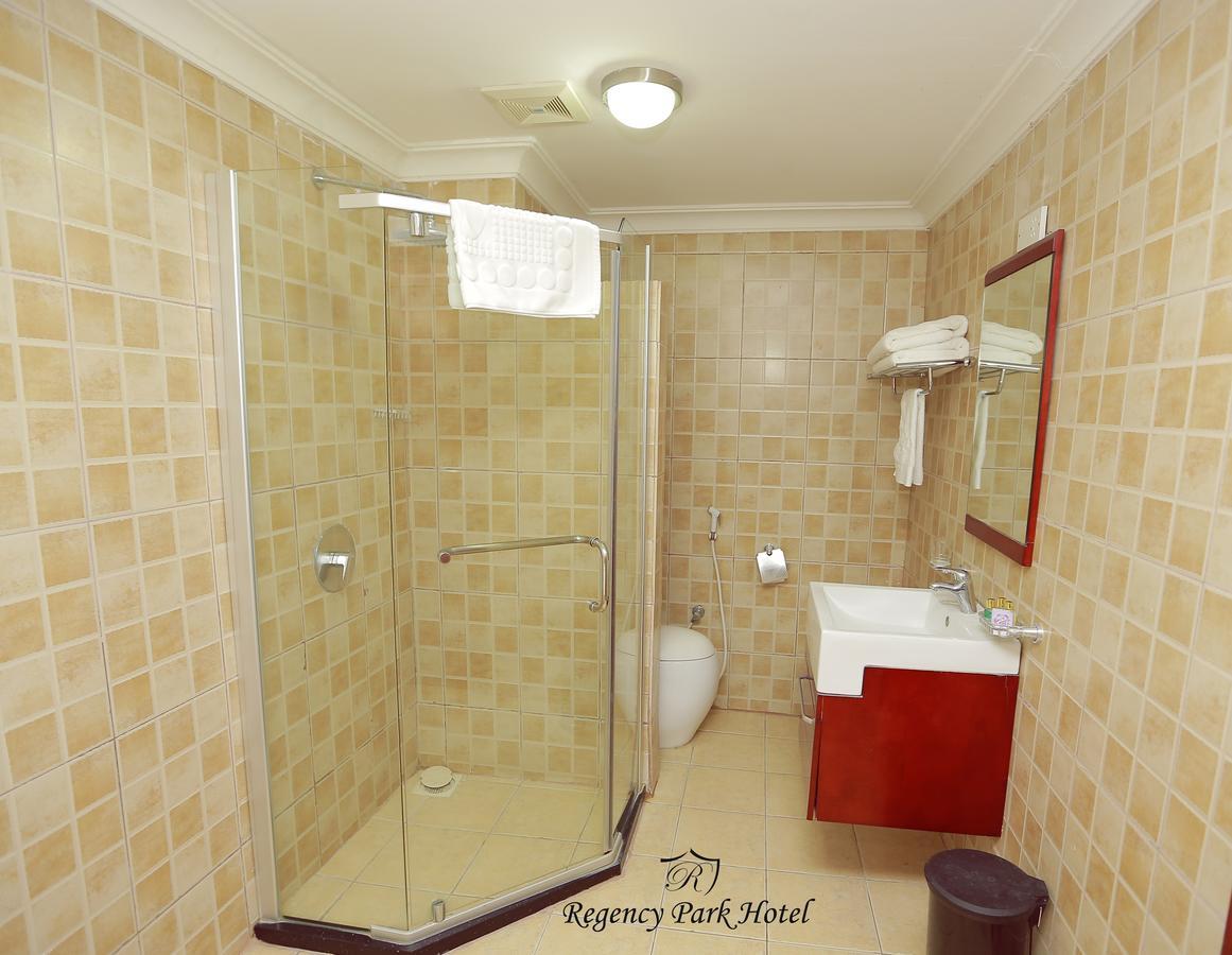 Regency Park Hotel Dar es Salaam Ngoại thất bức ảnh