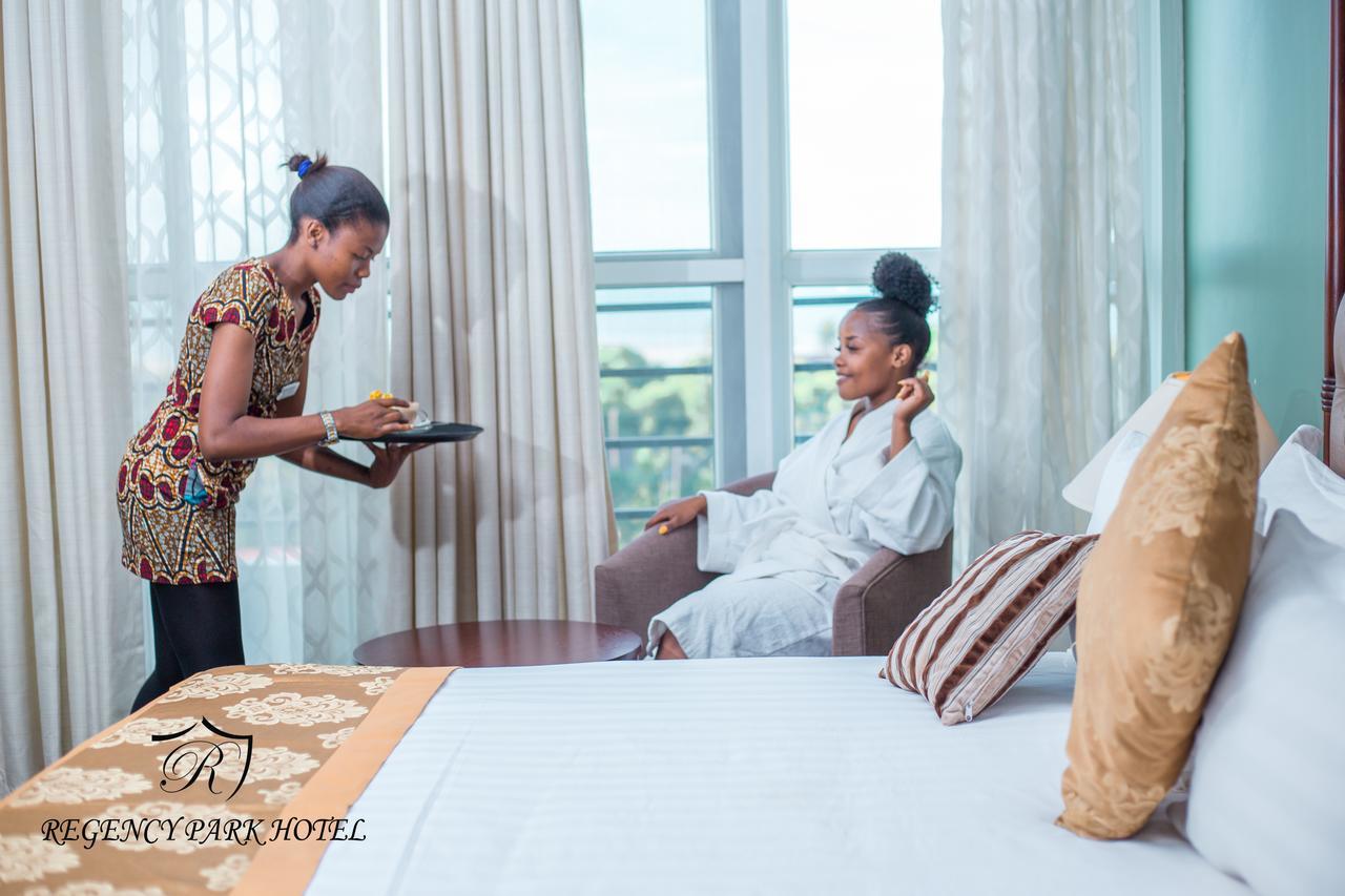 Regency Park Hotel Dar es Salaam Ngoại thất bức ảnh