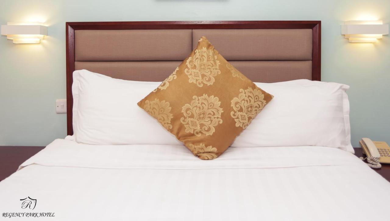 Regency Park Hotel Dar es Salaam Ngoại thất bức ảnh