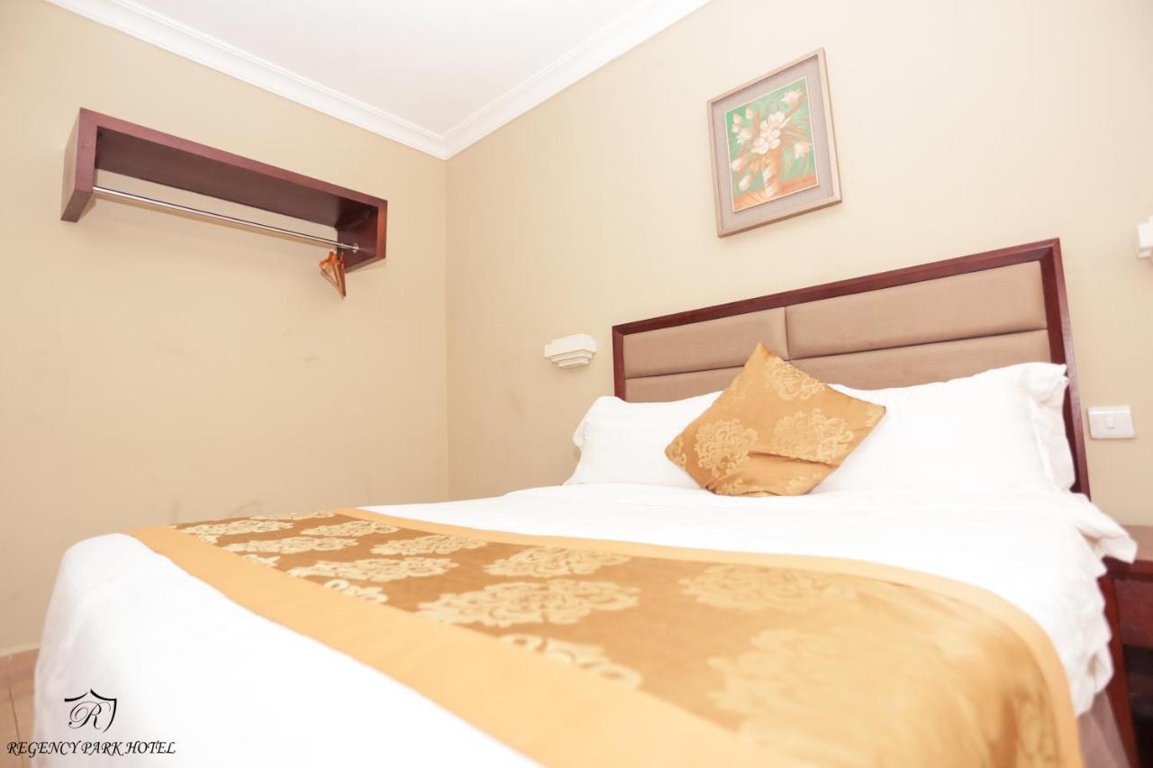 Regency Park Hotel Dar es Salaam Ngoại thất bức ảnh