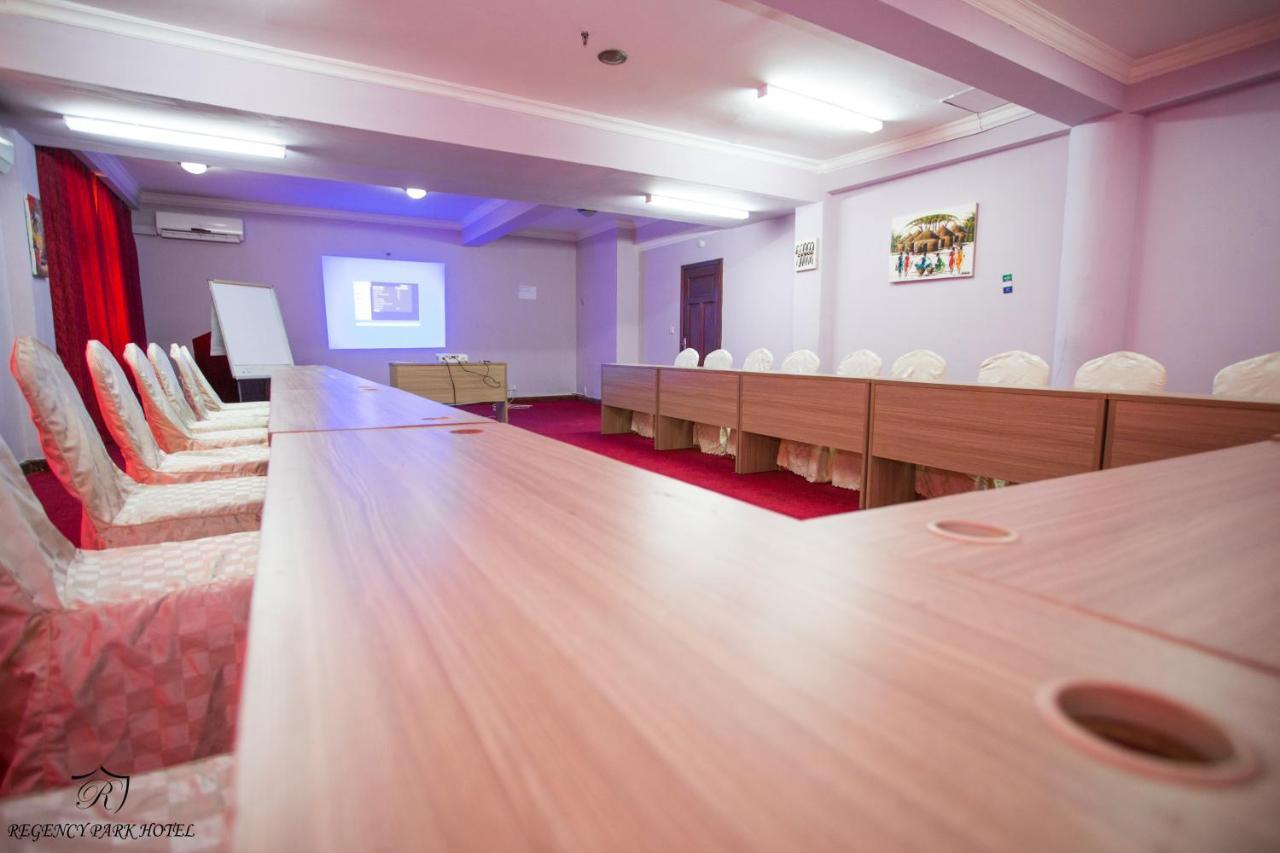 Regency Park Hotel Dar es Salaam Ngoại thất bức ảnh