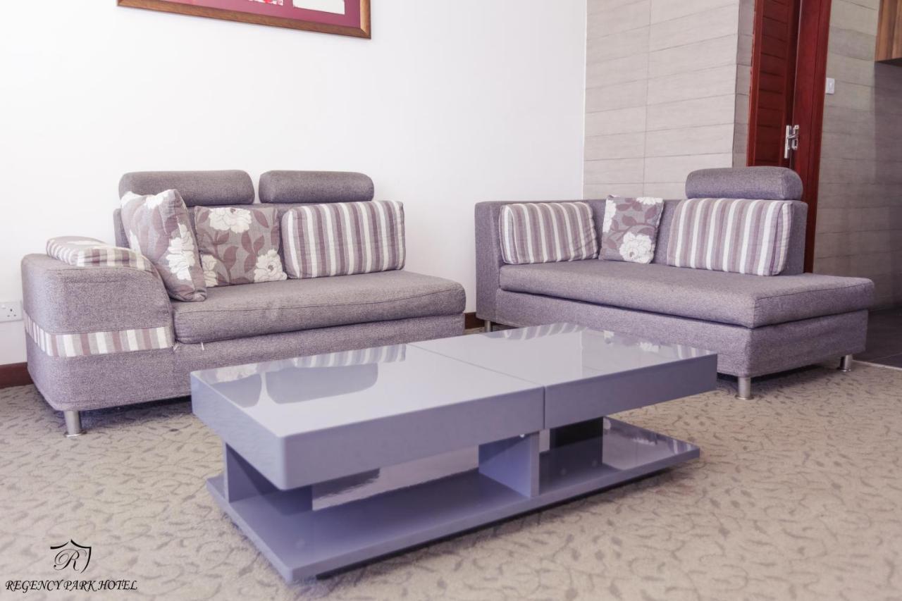 Regency Park Hotel Dar es Salaam Ngoại thất bức ảnh
